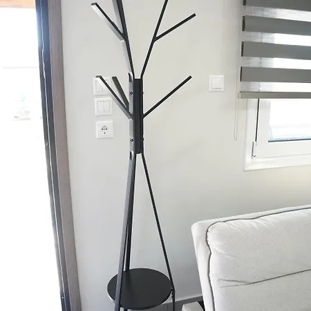 Daire Paulos & Eva's House *