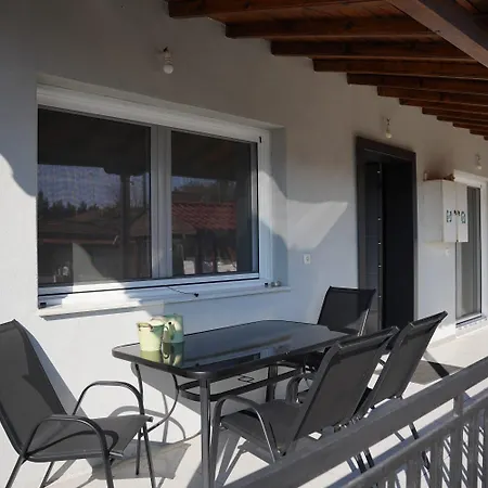 Paulos & Eva's House Daire