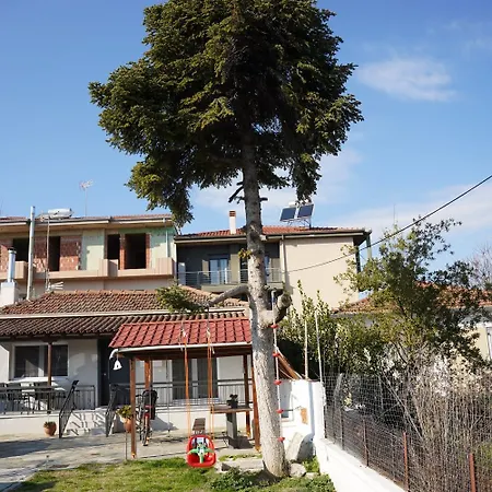アパート Paulos & Eva's House Tríkala